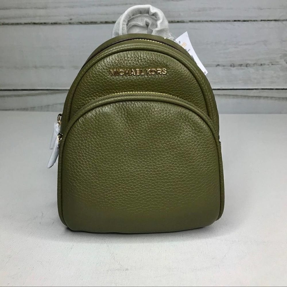 Michael Kors Abbey Leather NWT